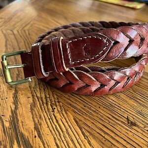 Ralph Lauren. Made in England. Classic Herringbone braided brown belt. 1”W.35”L